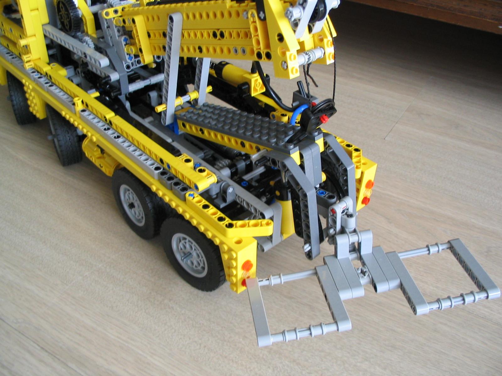 8421towtruck_05.jpg