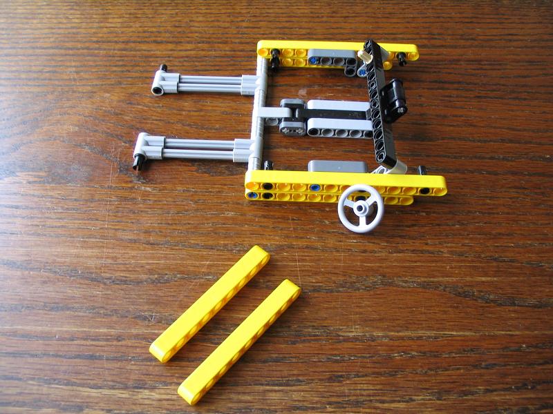 lego_8421towtruck_instructions010.jpg
