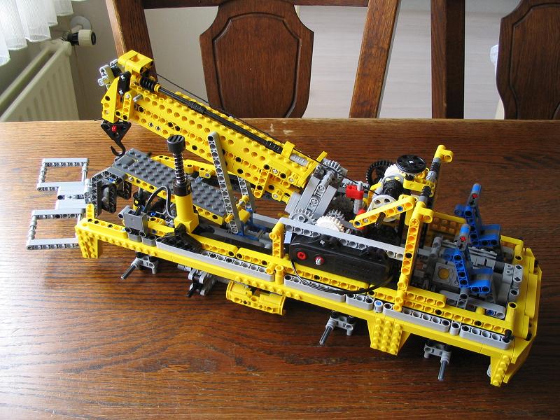 lego_8421towtruck_instructions015.jpg