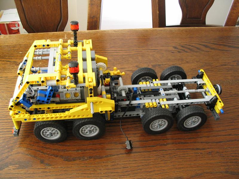 lego_8421_grabbertruck_instructions016.jpg