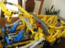 lego_8421_grabbertruck009.jpg