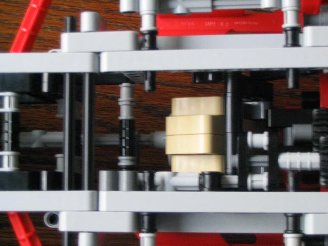8436formula1car_bottom3.jpg