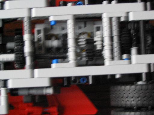 8436formula1car_gearbox.jpg
