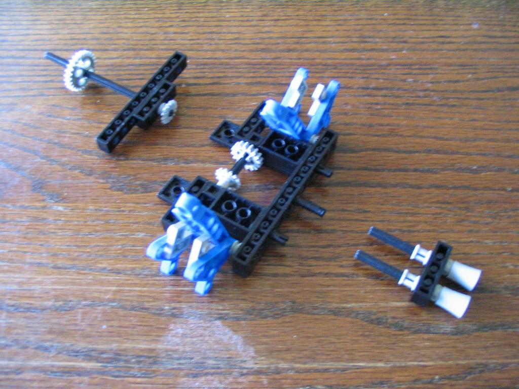 lego_8880buggy_instructions_03.jpg