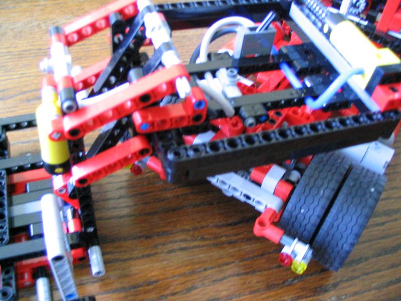 lego_8285_014.jpg