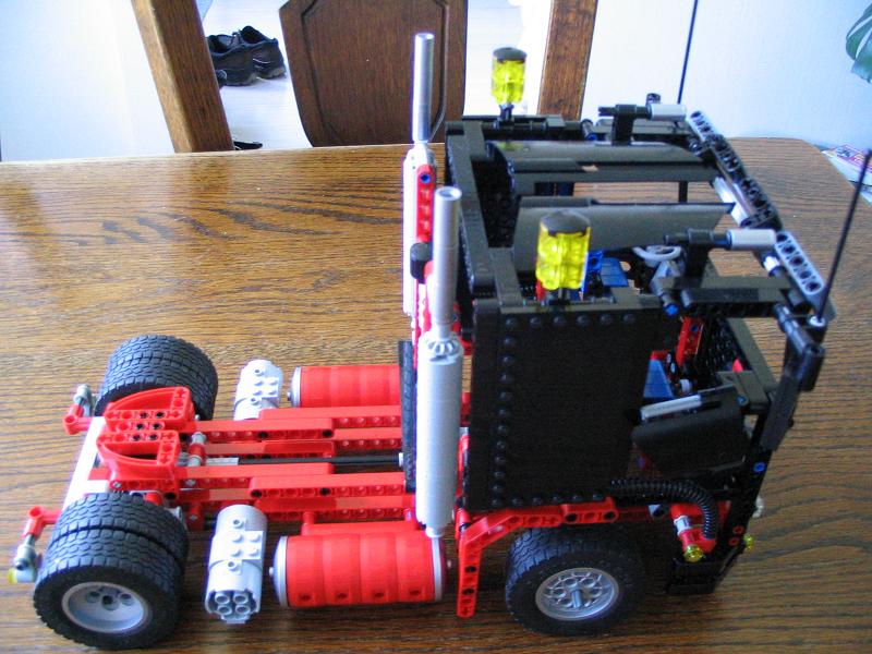 lego_8285_015.jpg