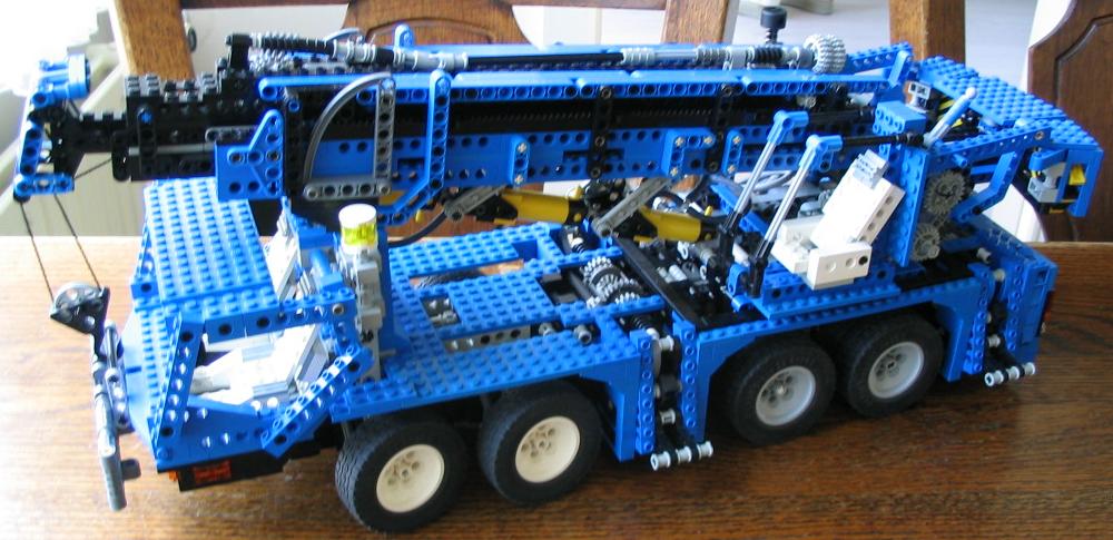 supercranetruck01.jpg