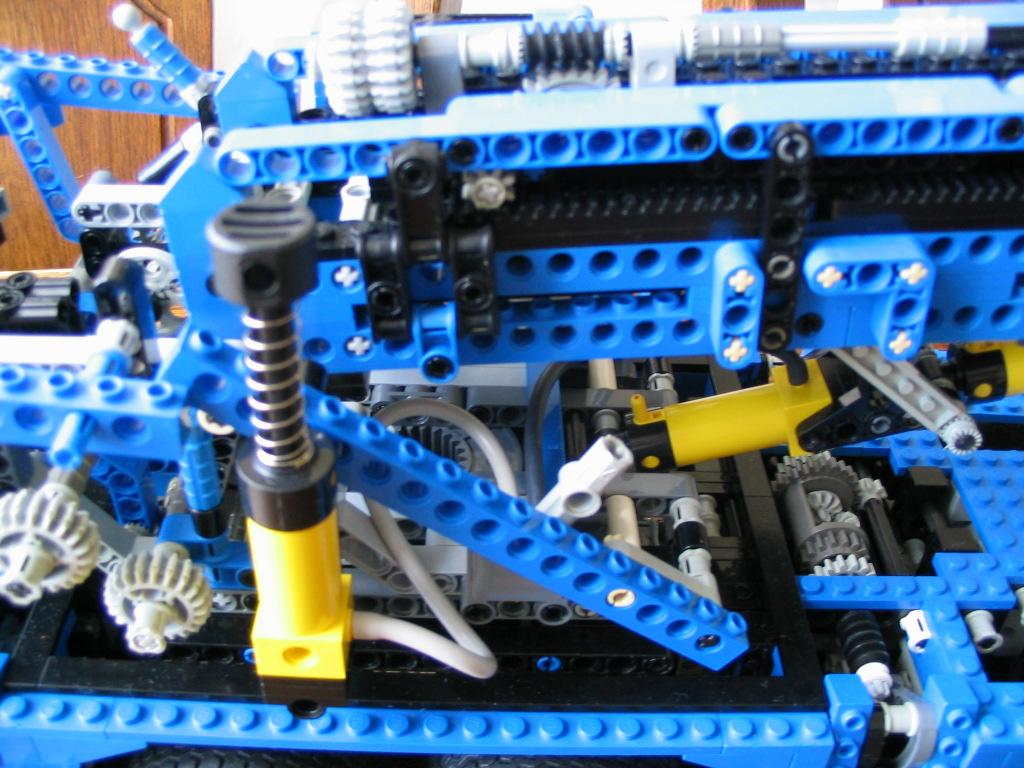 supercranetruck21.jpg