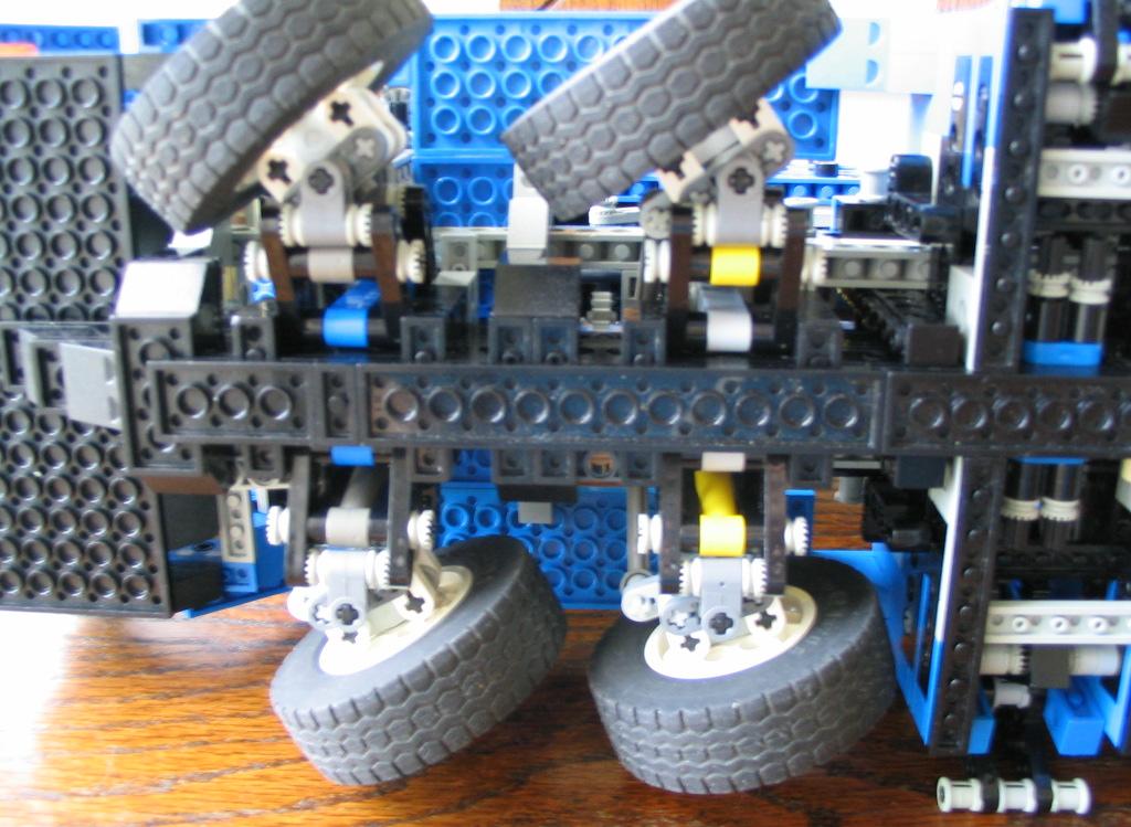 supercranetruck22.jpg