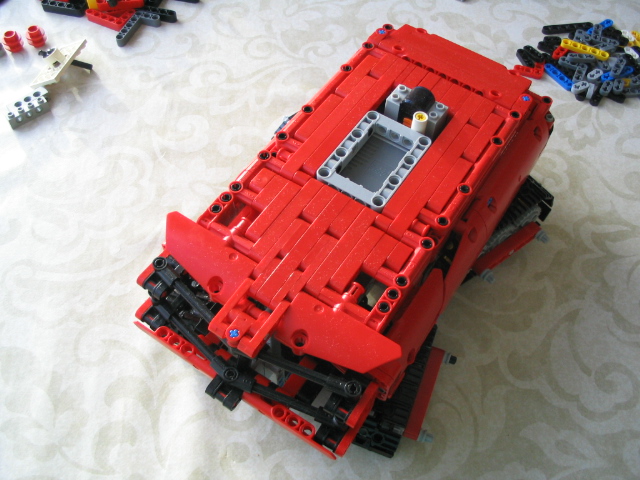 armoredarctictruck_002.jpg