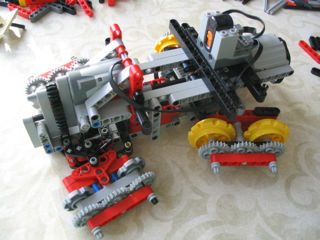 armoredarctictruck_009.jpg