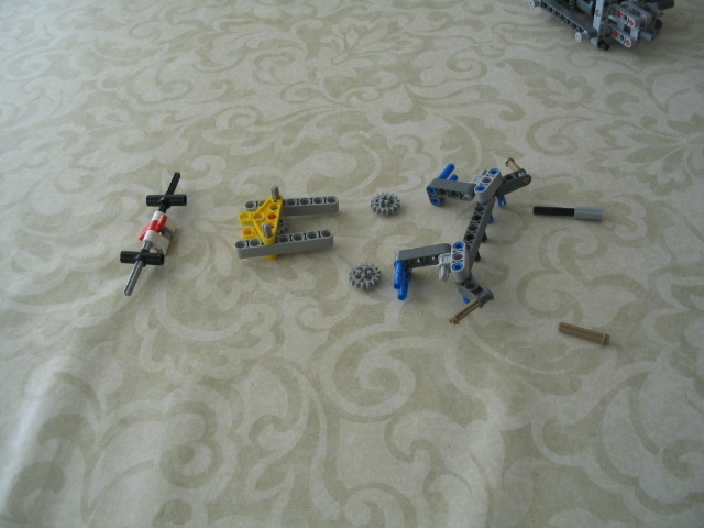 legofiveaxletruck2011_007.jpg