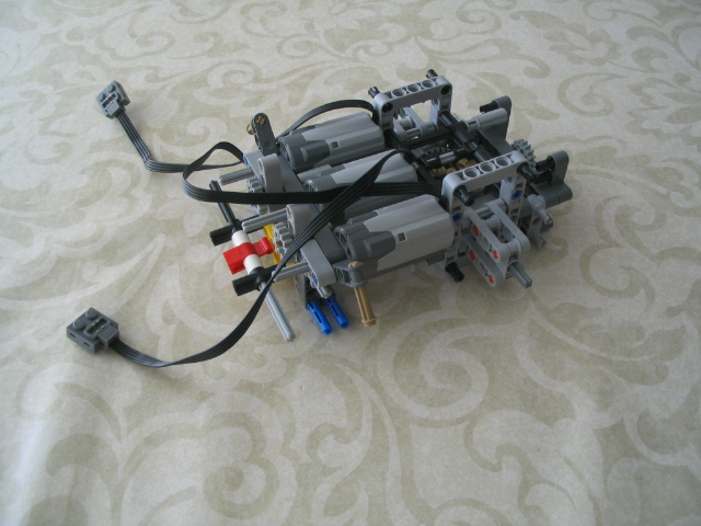 legofiveaxletruck2011_010.jpg