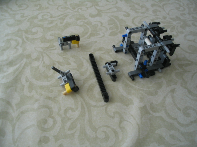 legofiveaxletruck2011_014.jpg