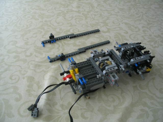 legofiveaxletruck2011_019.jpg