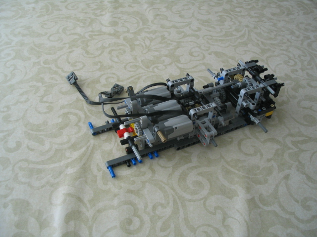 legofiveaxletruck2011_021.jpg