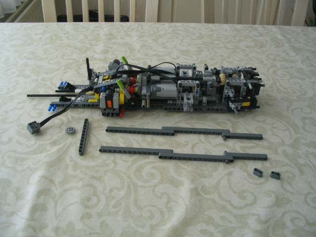 legofiveaxletruck2011_035.jpg