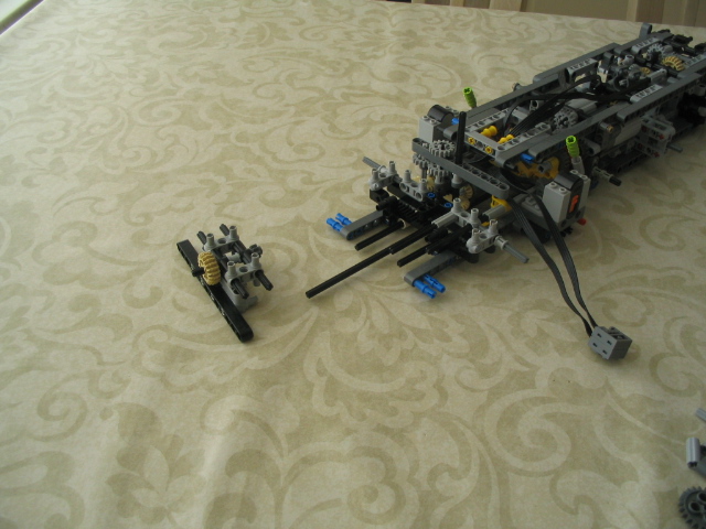 legofiveaxletruck2011_039.jpg