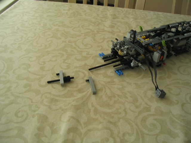 legofiveaxletruck2011_040.jpg