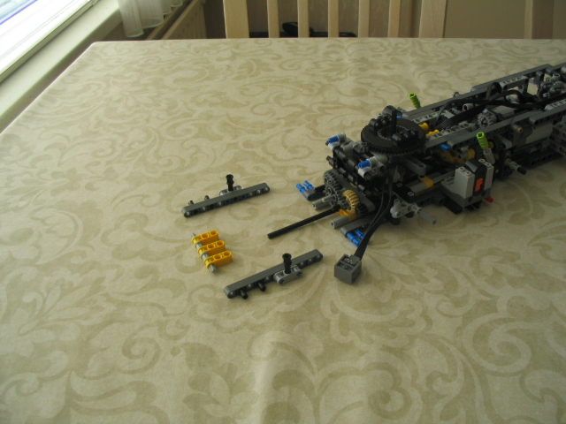 legofiveaxletruck2011_044.jpg