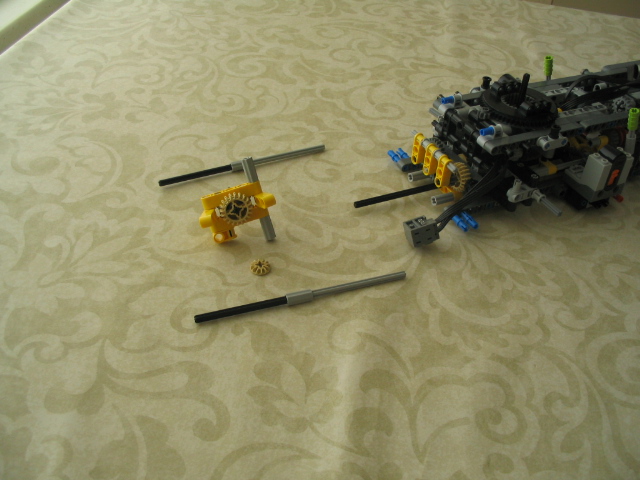 legofiveaxletruck2011_045.jpg