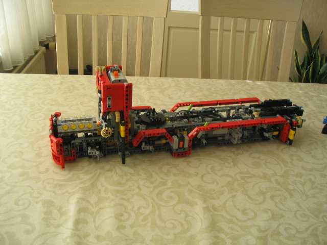 legofiveaxletruck2011_080.jpg