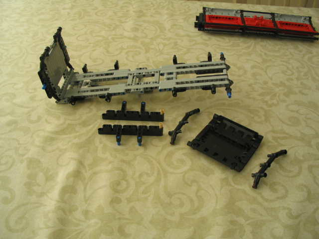 legofiveaxletruck2011_093.jpg
