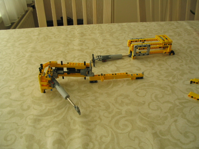 legofiveaxletruck2011_113.jpg