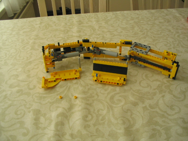 legofiveaxletruck2011_115.jpg