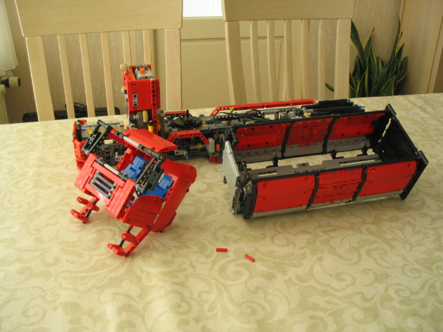 legofiveaxletruck2011_118.jpg