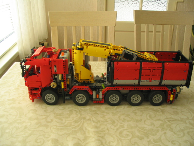 legofiveaxletruck2011_121.jpg