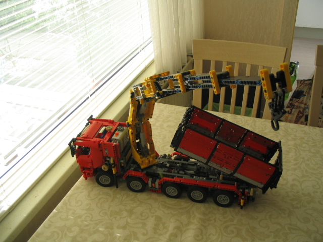 legofiveaxletruck2011_125.jpg