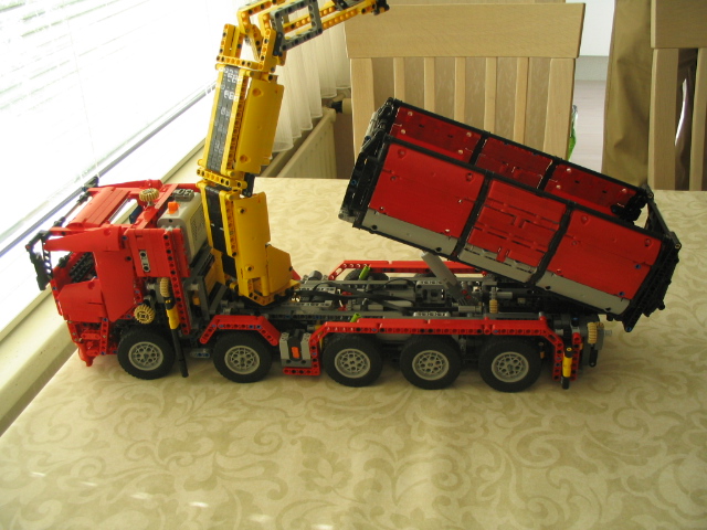 legofiveaxletruck2011_127.jpg