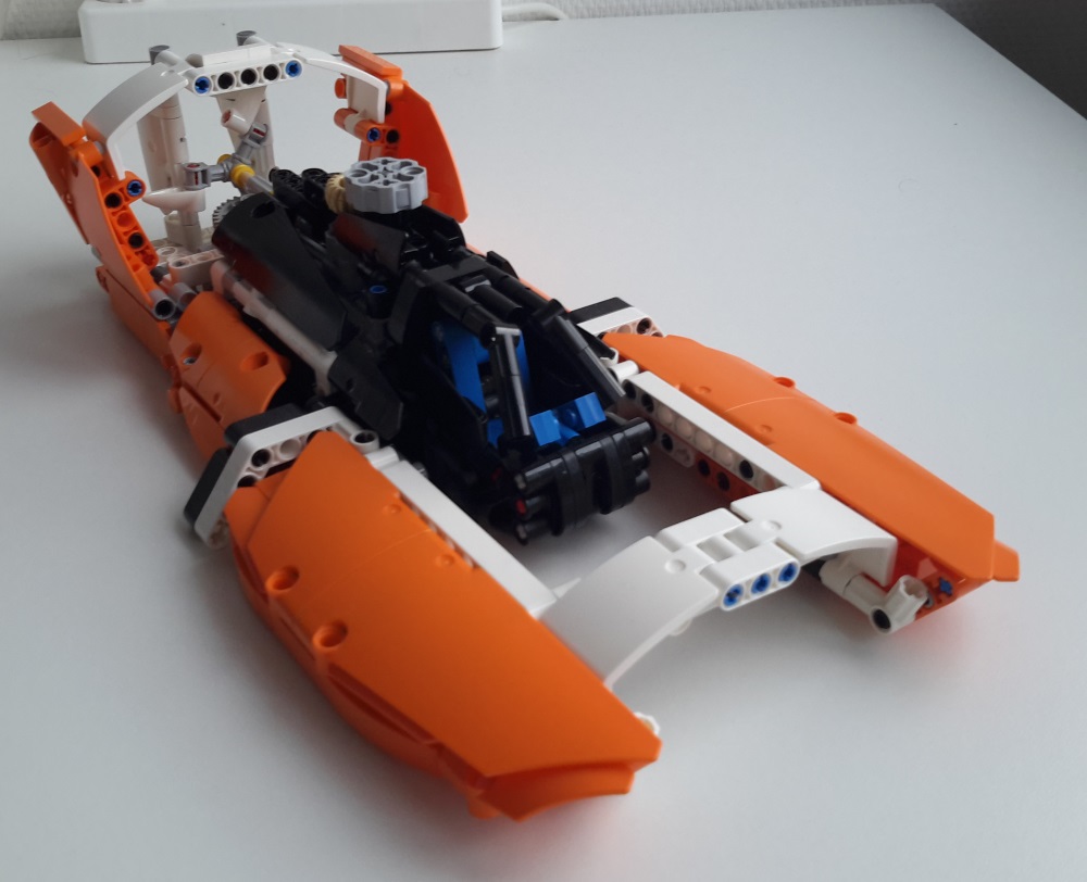 hydroplane2018_3.jpg