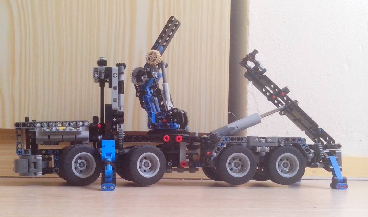 small8258_2015_9.jpg