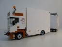 truck003.jpg