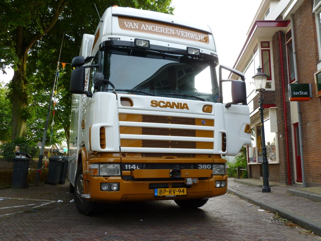 truck006.jpg