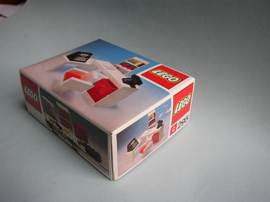lego295.jpg