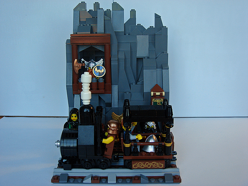 dwarf_train_001.jpg