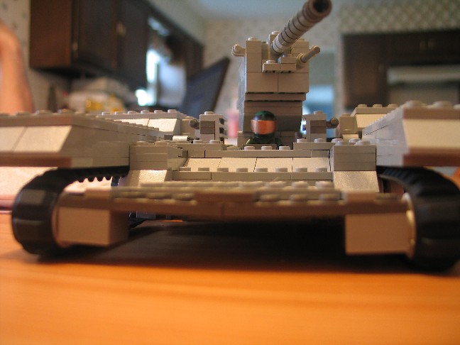 tankfront.jpg