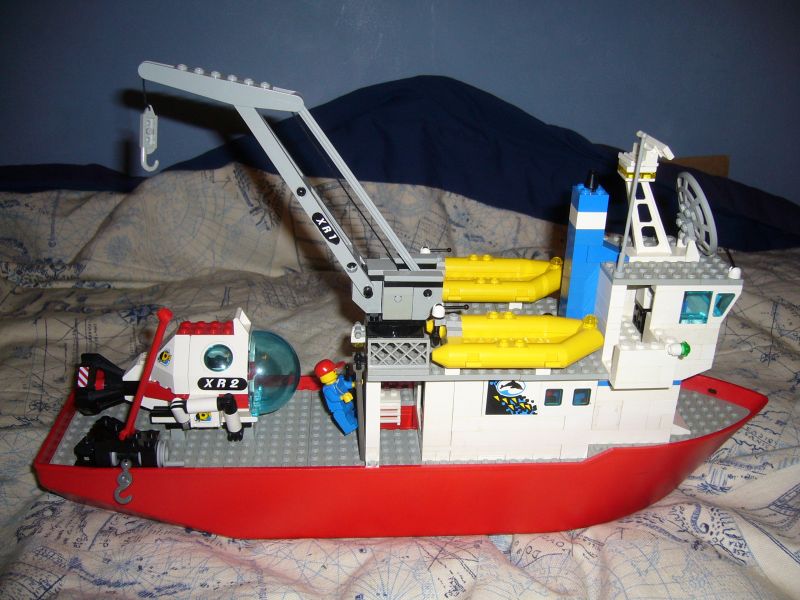 reseach_ship.jpg