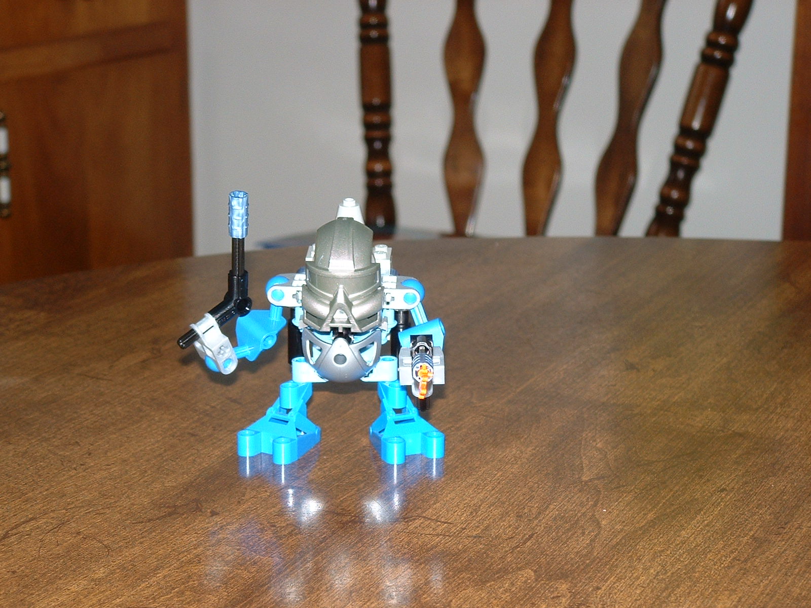 2003_1004_jango.jpg