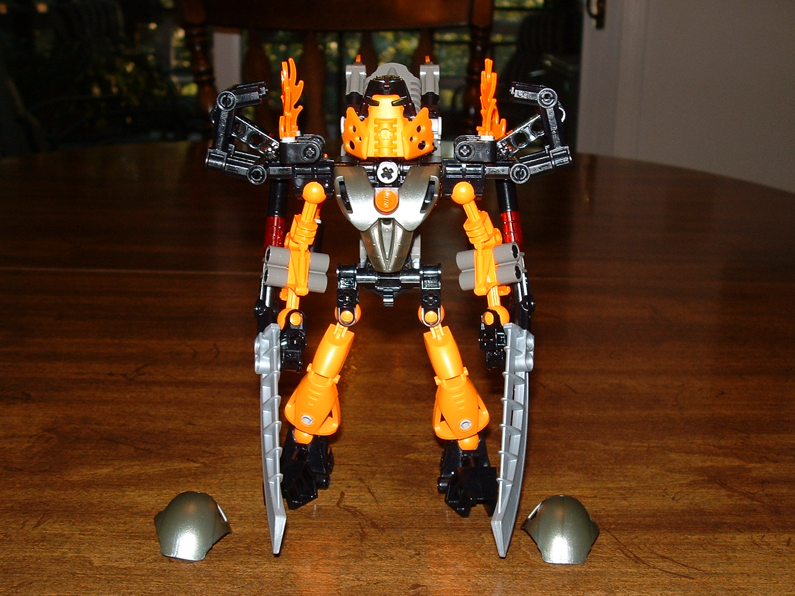 2003_0824_demonswor.jpg