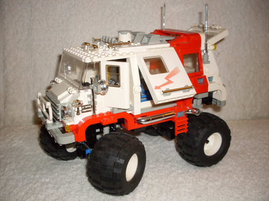 5561-2_big_foot_4x4.jpg