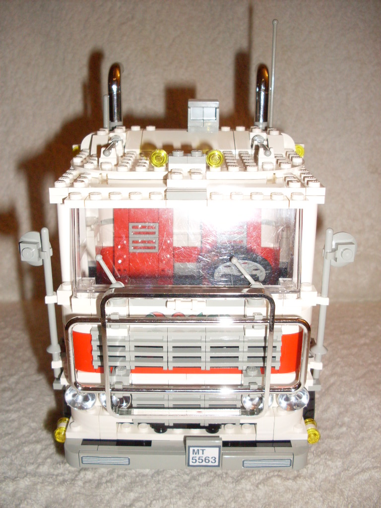 5563_-_racing_truck_01.jpg