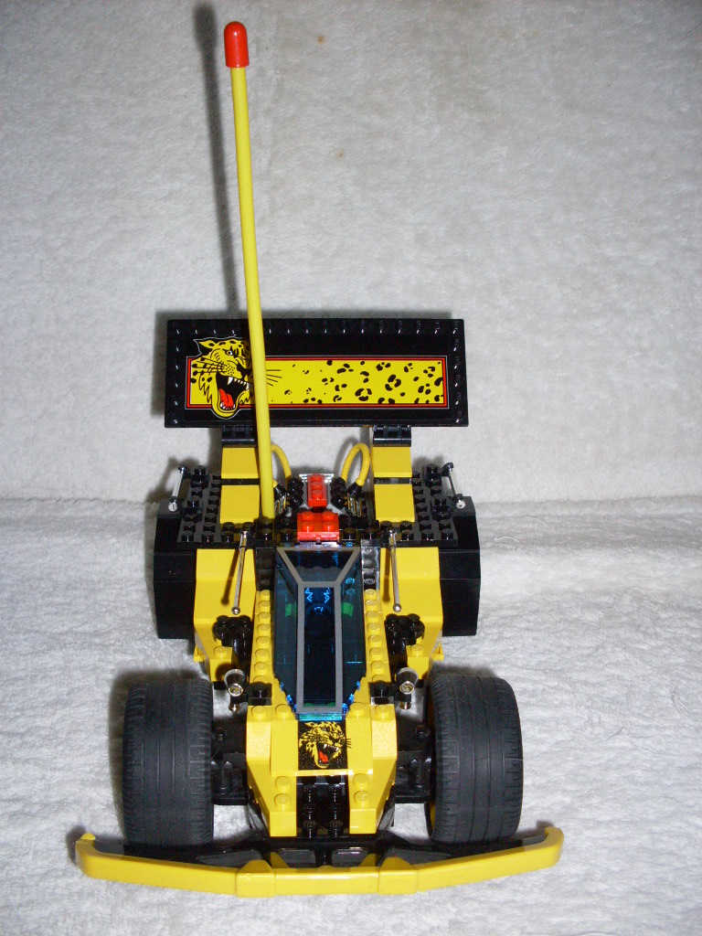 5600_-_radio_control_racer_01.jpg