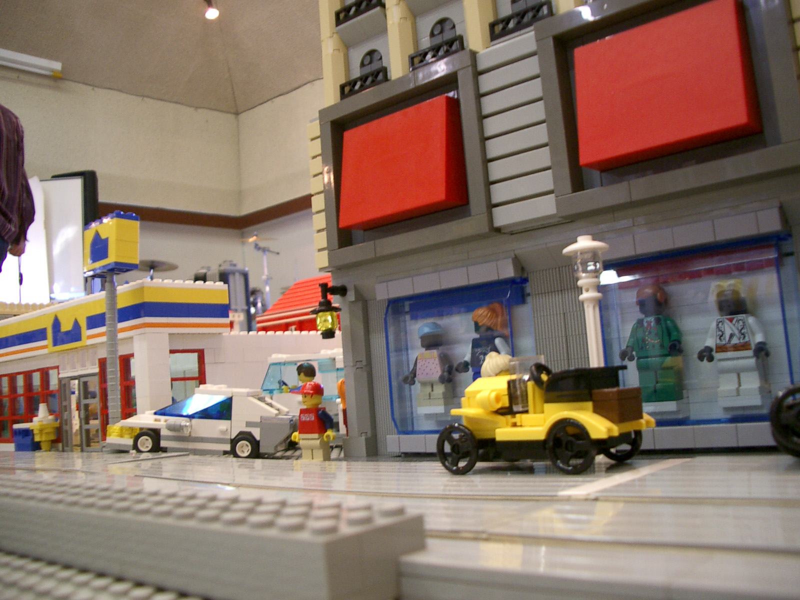 all_town_yuko_02.jpg