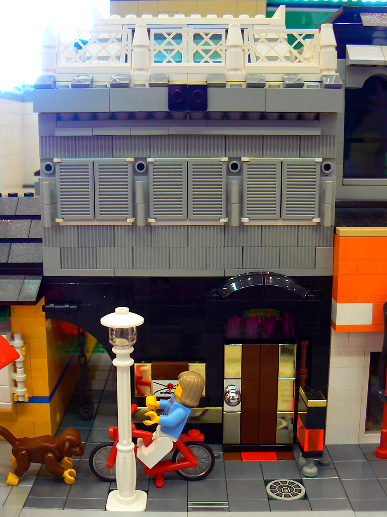 aycow_secret-shop_edge_01.jpg