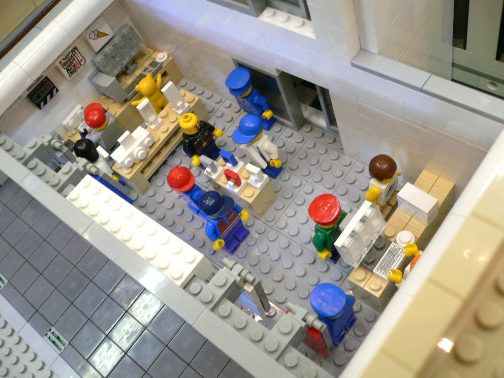 fujisawa_applestore_ayc_02.jpg