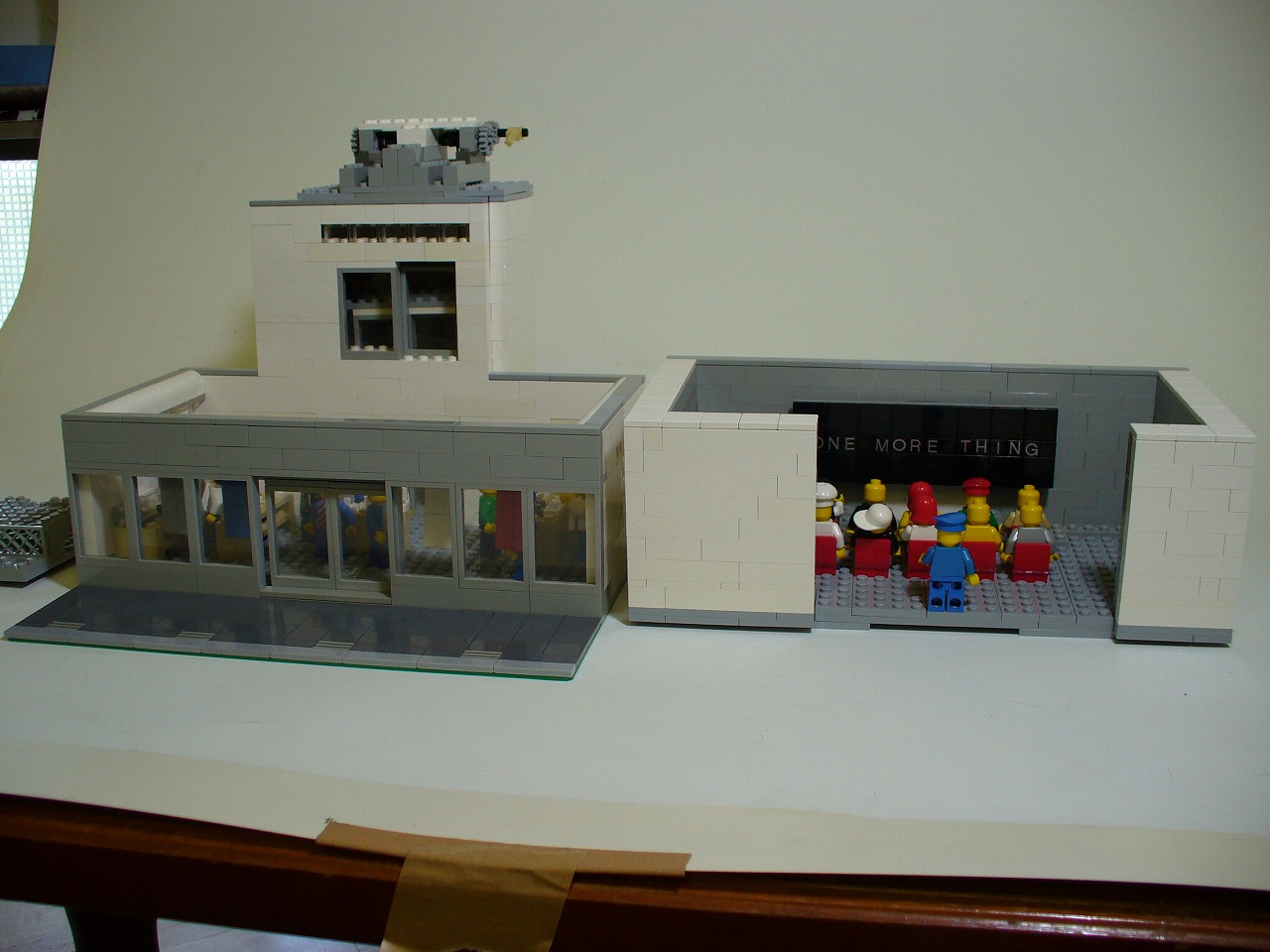 fujisawa_applestore_osa_02.jpg